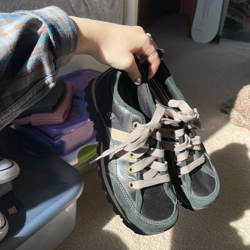 90’s Vintage Skechers Sneakers Lace Up